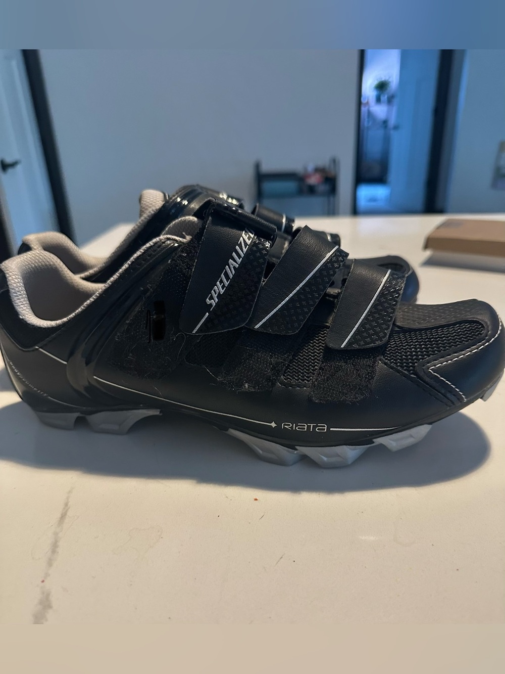 Specialized Women’s Black and Gray Riata Cycling Shoe